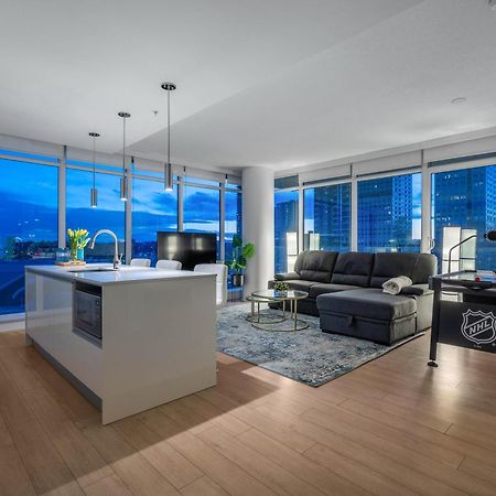 Luxury Apartment On The 9Th Floor Near Stampede, Complimentary Wine, 2 Car Ug Parking 卡加利 外观 照片